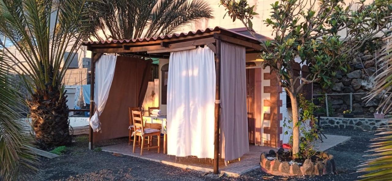 B&B Amigos De La Naturaleza Las Manchas  Εξωτερικό φωτογραφία